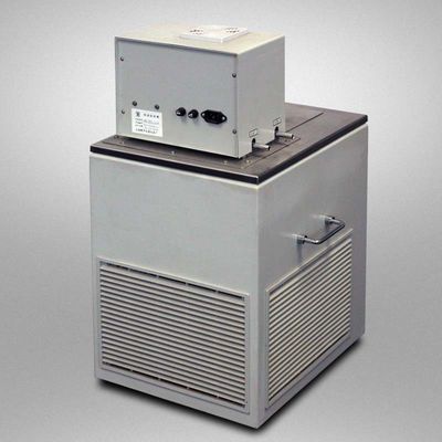 循環する多機能実験室の湯せんの電気熱するサーモスタット